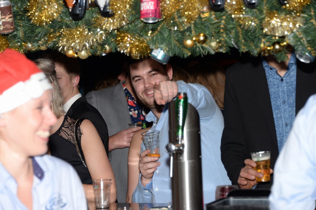 ../Images/Kerstfeest VdG 2019 078.jpg